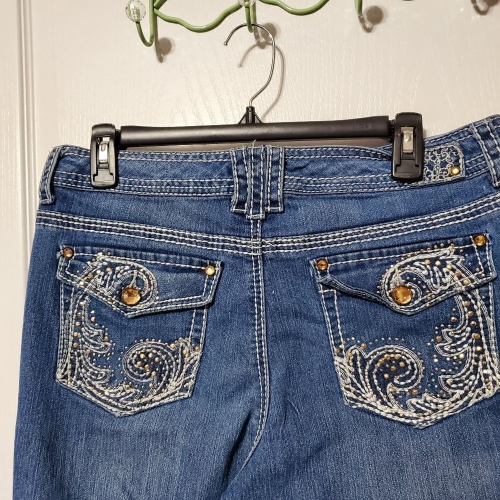 Bandolino Jeans  - Picture 3 of 8